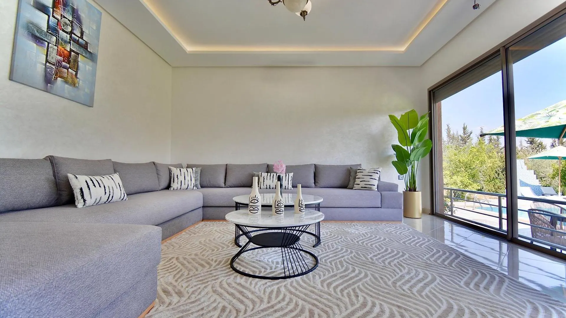 Ferme De Vacances Avec Une Grande Villa A Marrakech Marakéš