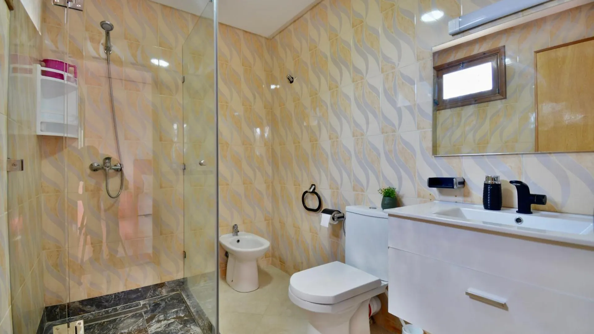 Ferme De Vacances Avec Une Grande Villa A Marrakech Marakéš