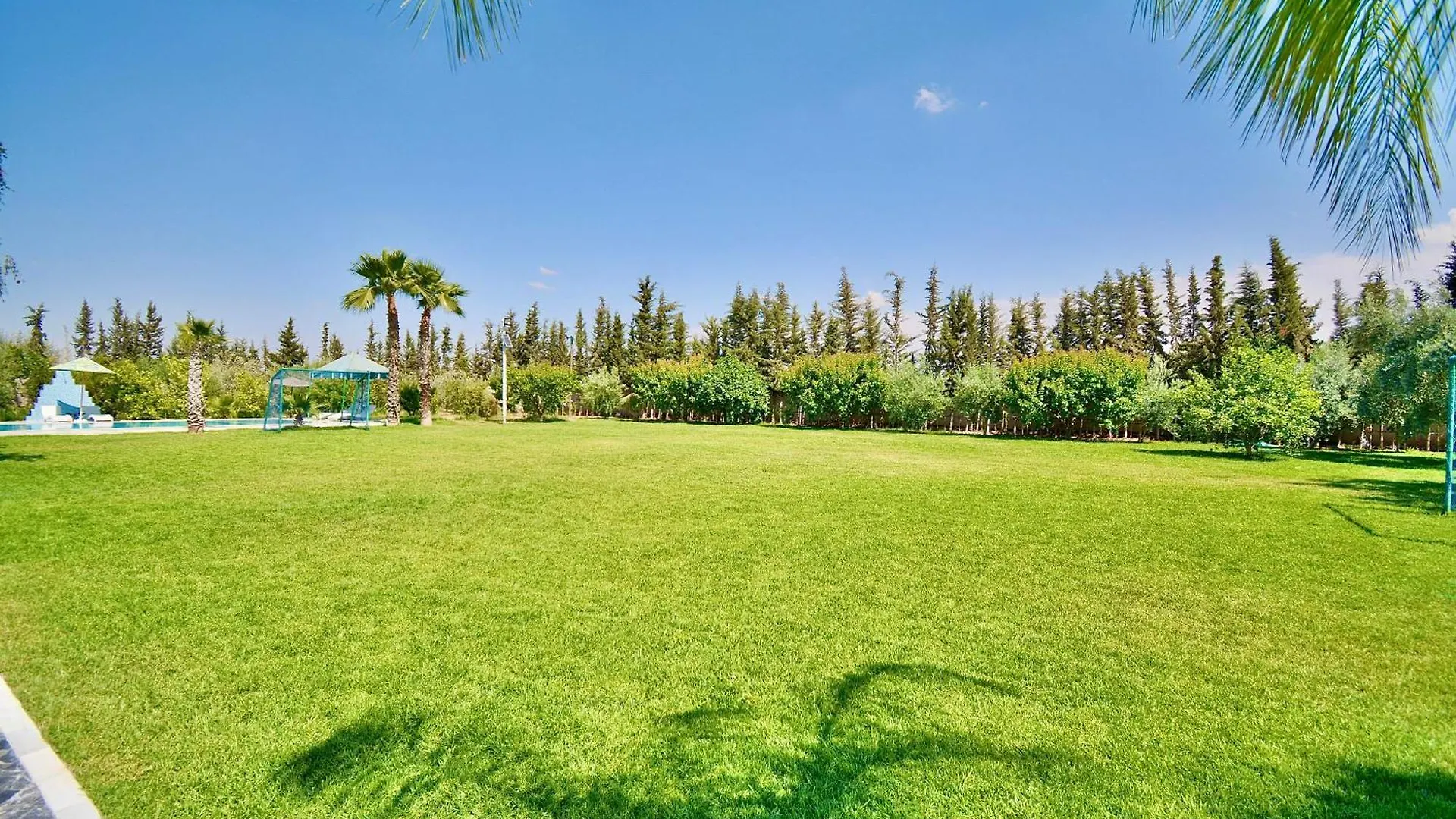 Ferme De Vacances Avec Une Grande Villa A Marrakech Marakéš Maroko