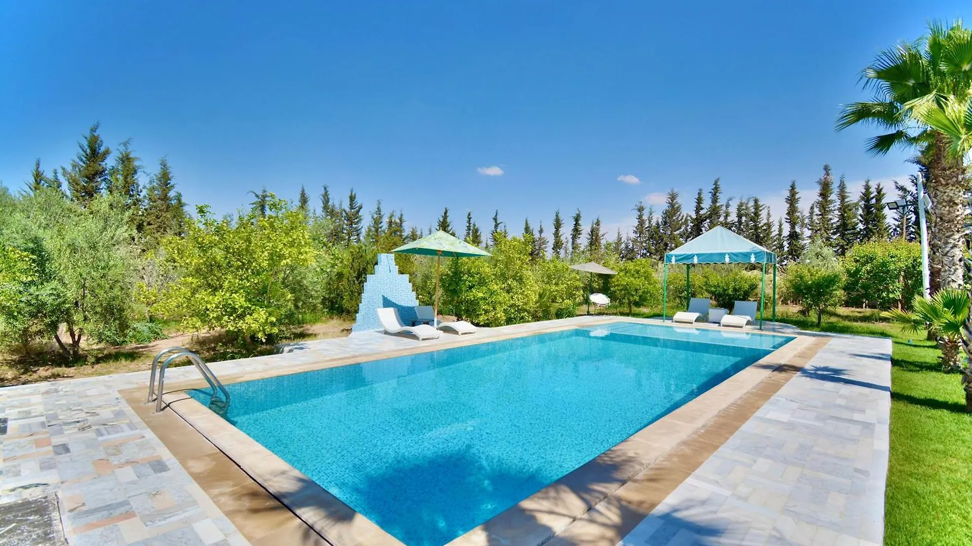 Ferme De Vacances Avec Une Grande Villa A Marrakech Marakéš 0*,